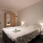 Spacious Closeby The Sea Up To 6 People!