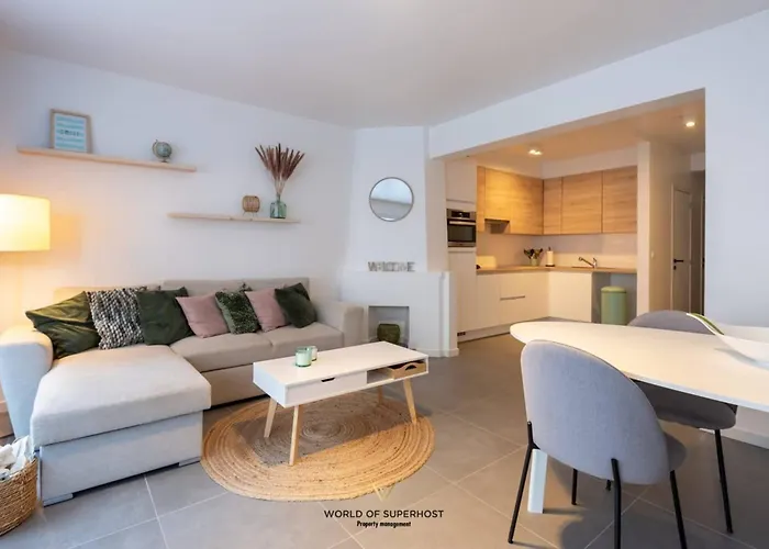 Spacious Closeby The Sea Up To 6 People! * Ostend